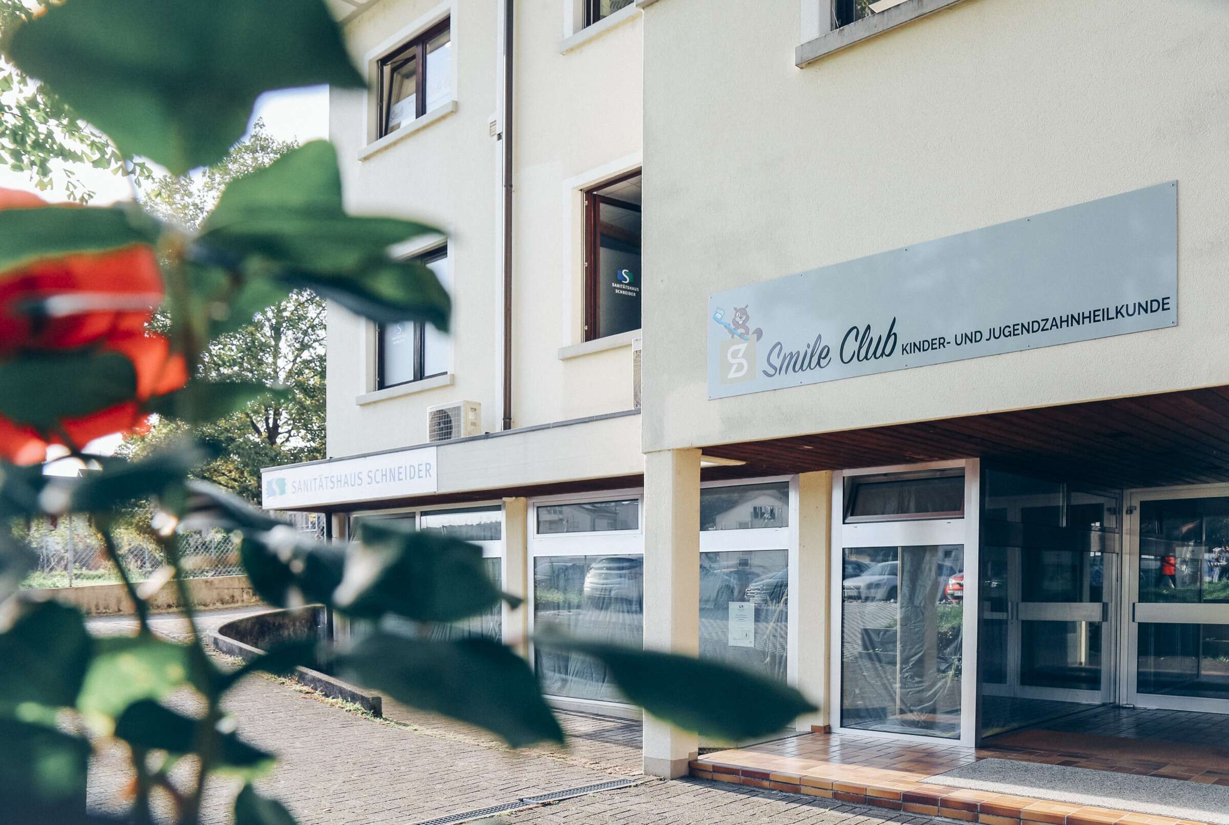 Eingang des Smile Club in der Brühlgasse in Waldshut-Tiengen